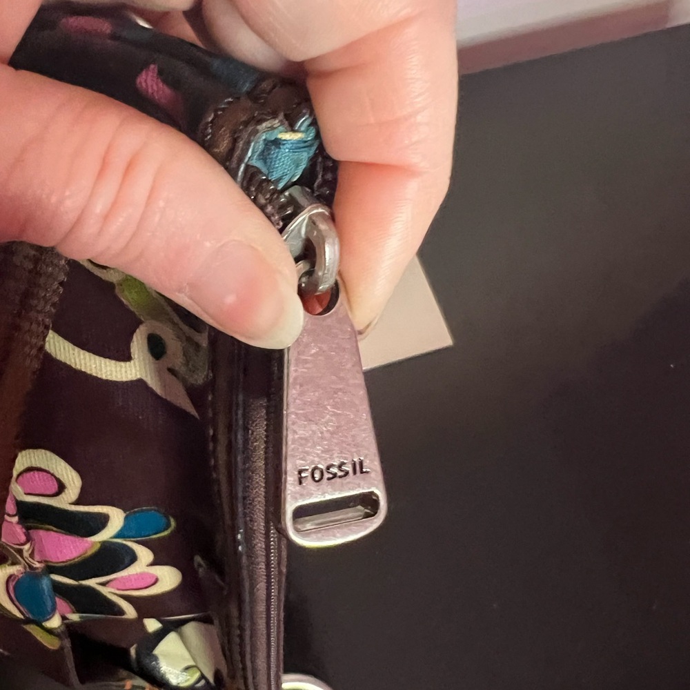 Fossil Key-Per Brown Floral Coated Canvas Crossbody Bag - Picture 7 of 11